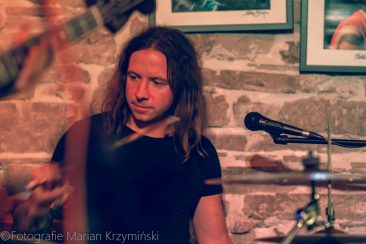Maciej Lipina i Ścigani w Muzycznym Folwarku